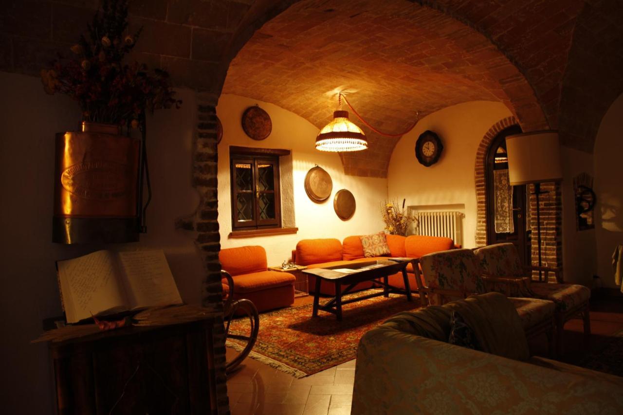 Sassi Bianchi Konuk evi Sensano Dış mekan fotoğraf