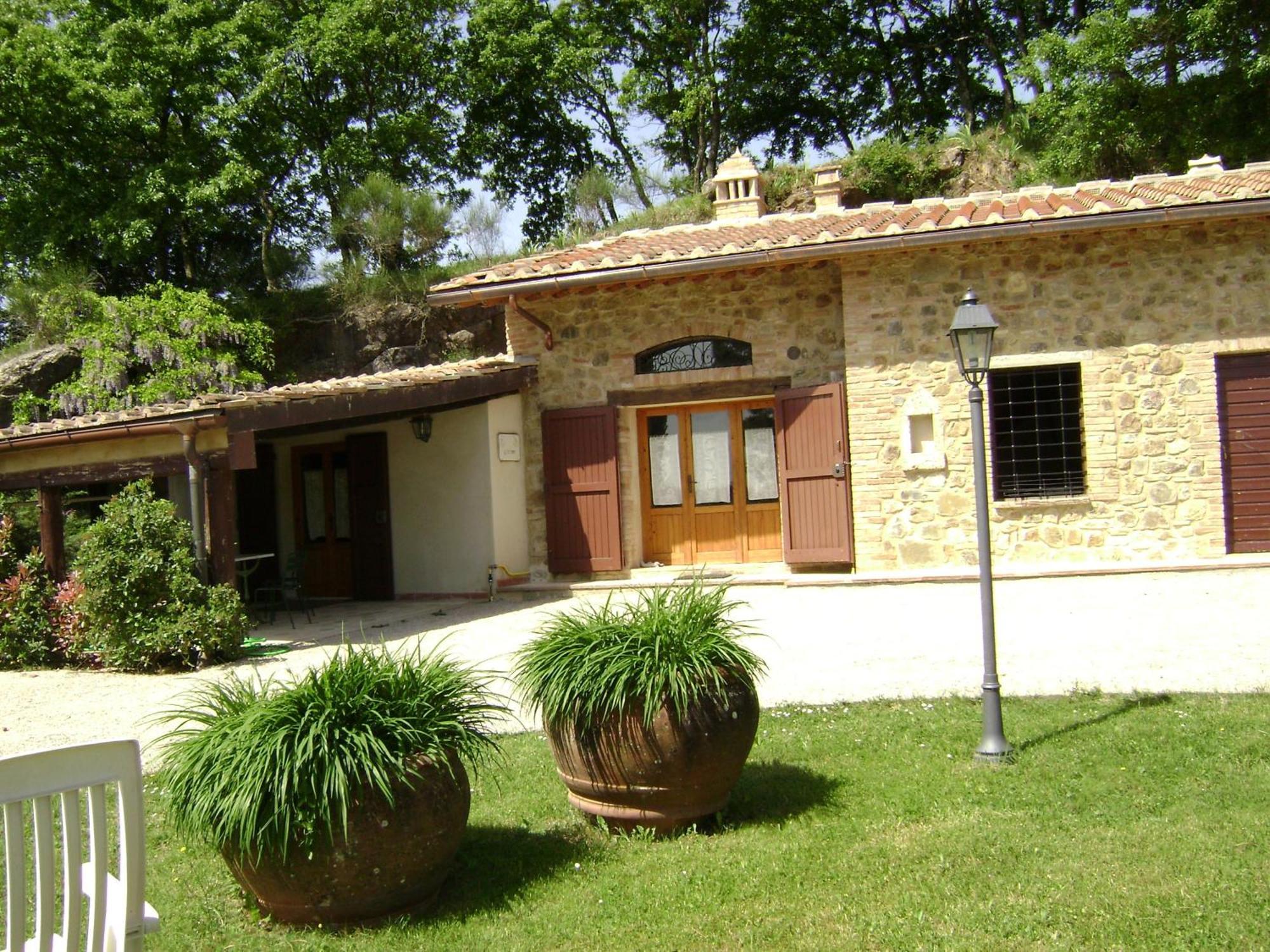 Sassi Bianchi Konuk evi Sensano Dış mekan fotoğraf